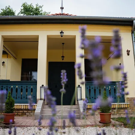 Apartman Csengőd Kúria