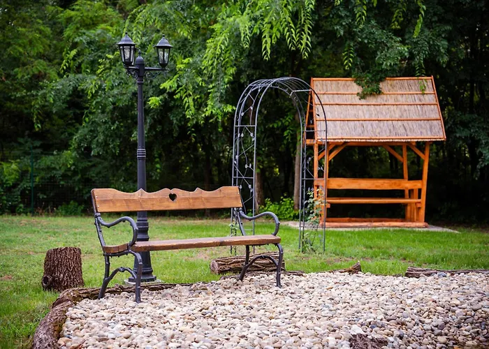 Kuria Lejlighed Csengod